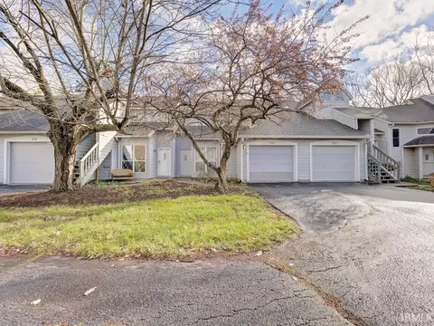 9732 S Bay Pointe Ln, Bloomington, IN 47401