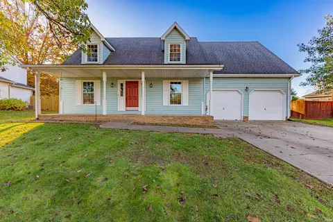 415 Brookview Dr, Evansville, IN 47711