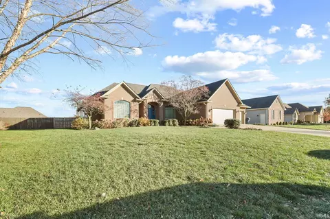 300 S Buckingham Rd, Yorktown, IN 47396