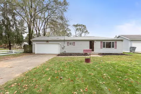 25063 Shawn Dr, Elkhart, IN 46514