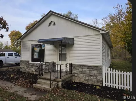 2720 Pleasant Plain Ave, Elkhart, IN 46517