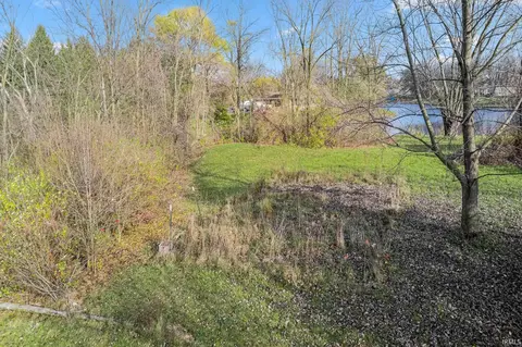 2412 E Gump Rd, Fort Wayne, IN 46845 photo 9