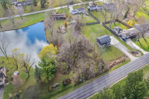 2412 E Gump Rd, Fort Wayne, IN 46845 photo 2