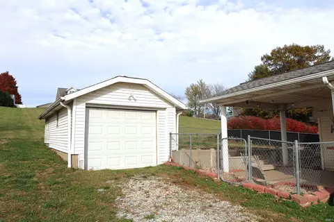 218 E Main St, Odon, IN 47562 photo 6