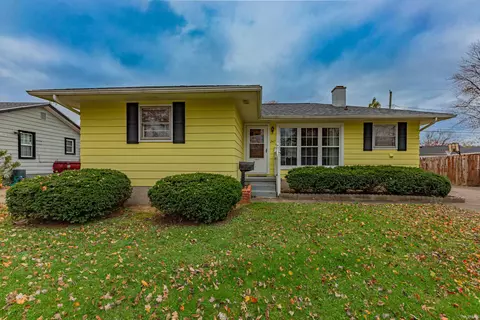 2417 Helmuth Ave, Evansville, IN 47714