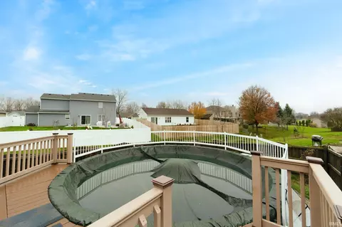 310 Willard Dr, Auburn, IN 46706 photo 32