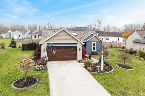 310 Willard Dr, Auburn, IN 46706 photo 2