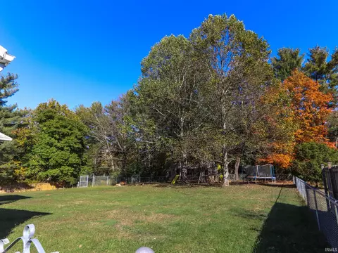 3725 E Robin Rd, Bloomington, IN 47401 photo 2