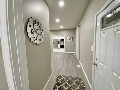 719 R St, Bedford, IN 47421 photo 2