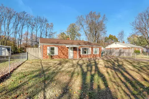 1612 Cass Ave, Evansville, IN 47714