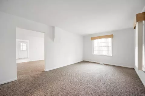 156 E Grand St, Dunkirk, IN 47336 photo 4