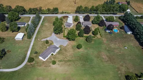 6244 E Bootjack Rd, Rolling Prairie, IN 46371 photo 11
