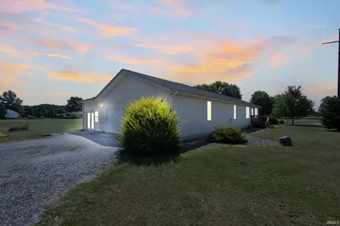 6244 E Bootjack Rd, Rolling Prairie, IN 46371 photo 3