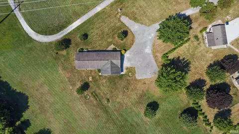 6244 E Bootjack Rd, Rolling Prairie, IN 46371 photo 9