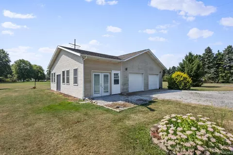 6244 E Bootjack Rd, Rolling Prairie, IN 46371 photo 8