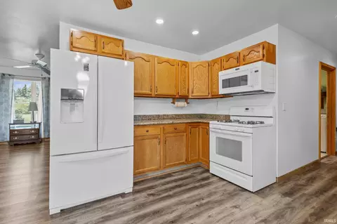 6244 E Bootjack Rd, Rolling Prairie, IN 46371 photo 16