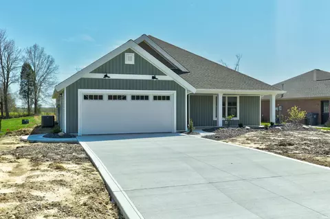 961 W Rudolph Ln, Santa Claus, IN 47579