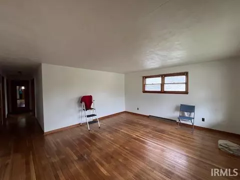 601 W Dixie St, Bloomington, IN 47403 photo 2