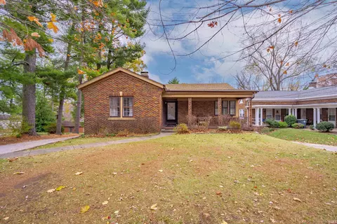 5121 Stringtown Rd, Evansville, IN 47711