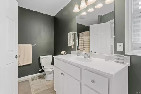 207 E Maple St, Bremen, IN 46506 photo 15