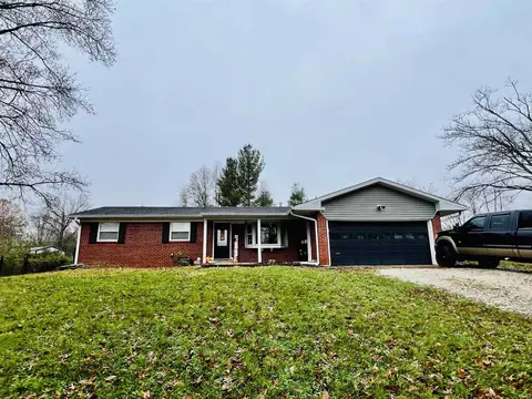 1039 Hayes Rd, Bedford, IN 47421