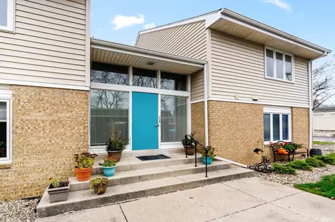 5645 S Wayne Ave #C, Fort Wayne, IN 46807