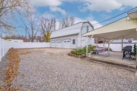 404 E Walnut St, Odon, IN 47562 photo 29