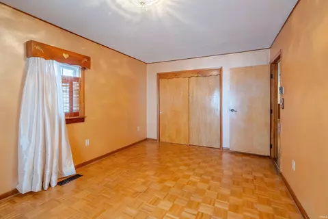 404 E Walnut St, Odon, IN 47562 photo 7