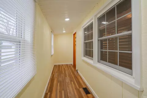 404 E Walnut St, Odon, IN 47562 photo 18