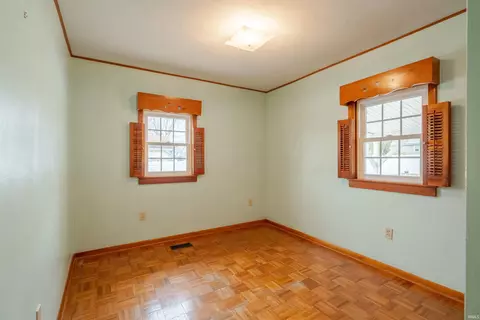 404 E Walnut St, Odon, IN 47562 photo 15