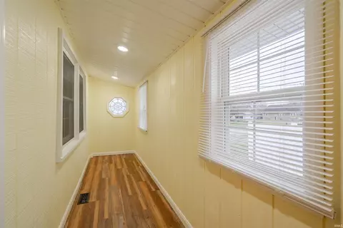 404 E Walnut St, Odon, IN 47562 photo 17