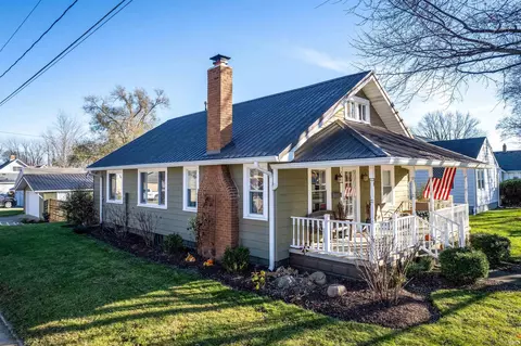 406 S Washington St, Chesterfield, IN 46017