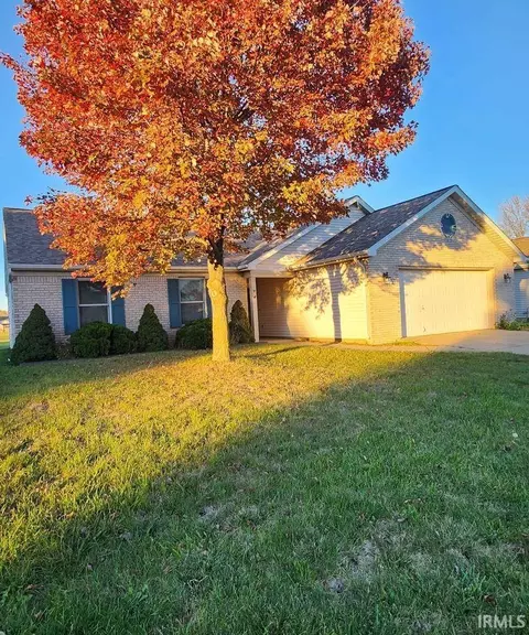 5104 Saddle Dr, Lafayette, IN 47905