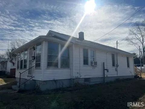 Exterior - 1602 E Fox St, South Bend, IN 46613 photo 1 of 7
