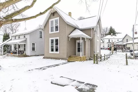 410 Vine St, Lagrange, IN 46761 photo 2