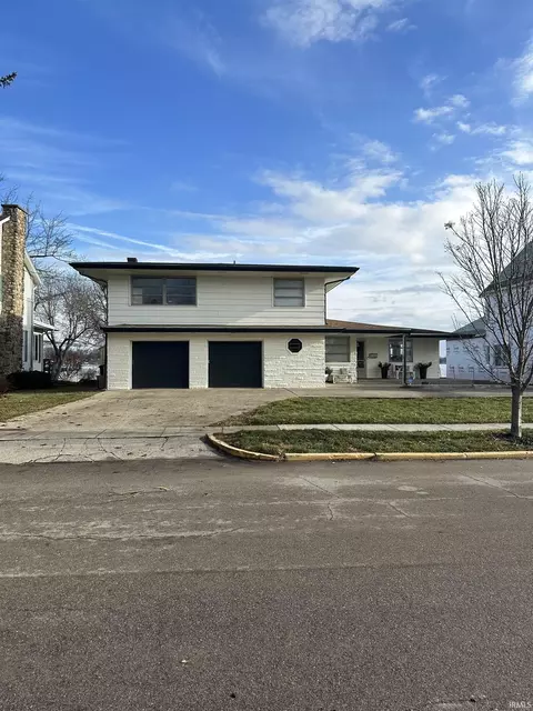 122 N Front St, Syracuse, IN 46567 photo 36