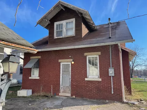 720 S High St, Bloomington, IN 47401 photo 3