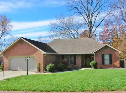 10212 Belmont Ct, Evansville, IN 47711