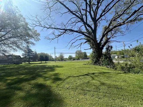 000 NW A St, Linton, IN 47441