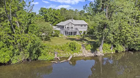 902 Trout Creek Rd, Bristol, IN 46507