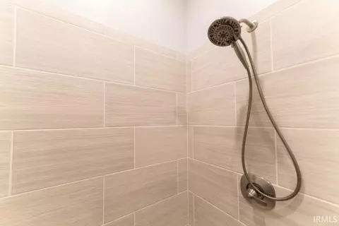 1810 Eagle Bay Dr, Bloomington, IN 47401 photo 17
