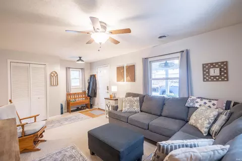 415 W Hancock Ave, Mitchell, IN 47446 photo 5