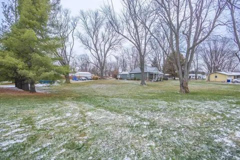 415 W Hancock Ave, Mitchell, IN 47446 photo 24