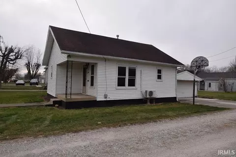652 S Third St, Frankfort, IN 46041