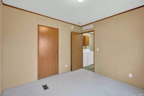 13817 E Snyder Rd, Bicknell, IN 47512 photo 11