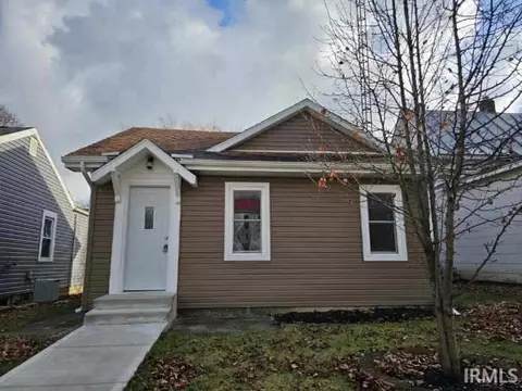 425 Western Ave, Winchester, IN 47394