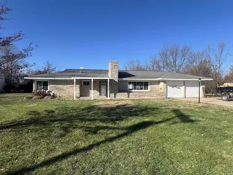 9504 Darmstadt Rd, Evansville, IN 47710