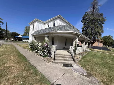 400 N Arch St, Monon, IN 47959