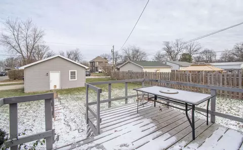 700 E Keyser St, Garrett, IN 46738 photo 4