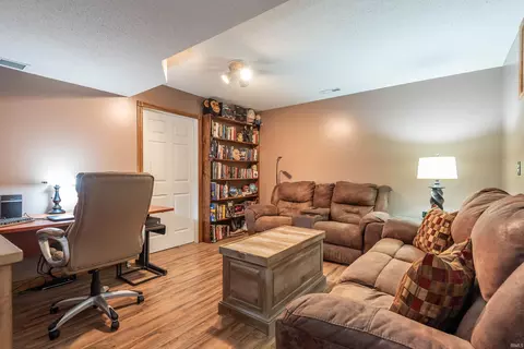 3914 E Bennington Blvd, Bloomington, IN 47401 photo 18